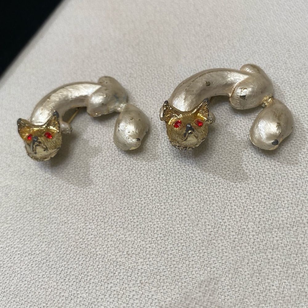 Vintage Enamel And Rhinestone Fox Pins (2) Brooches - Picture 14 of 16